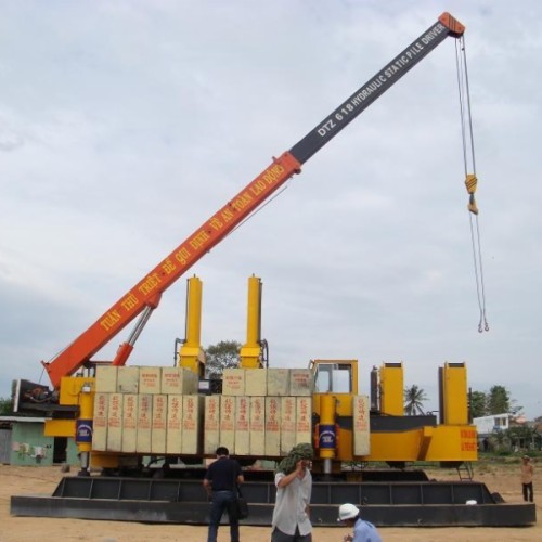 Pile driving equipment